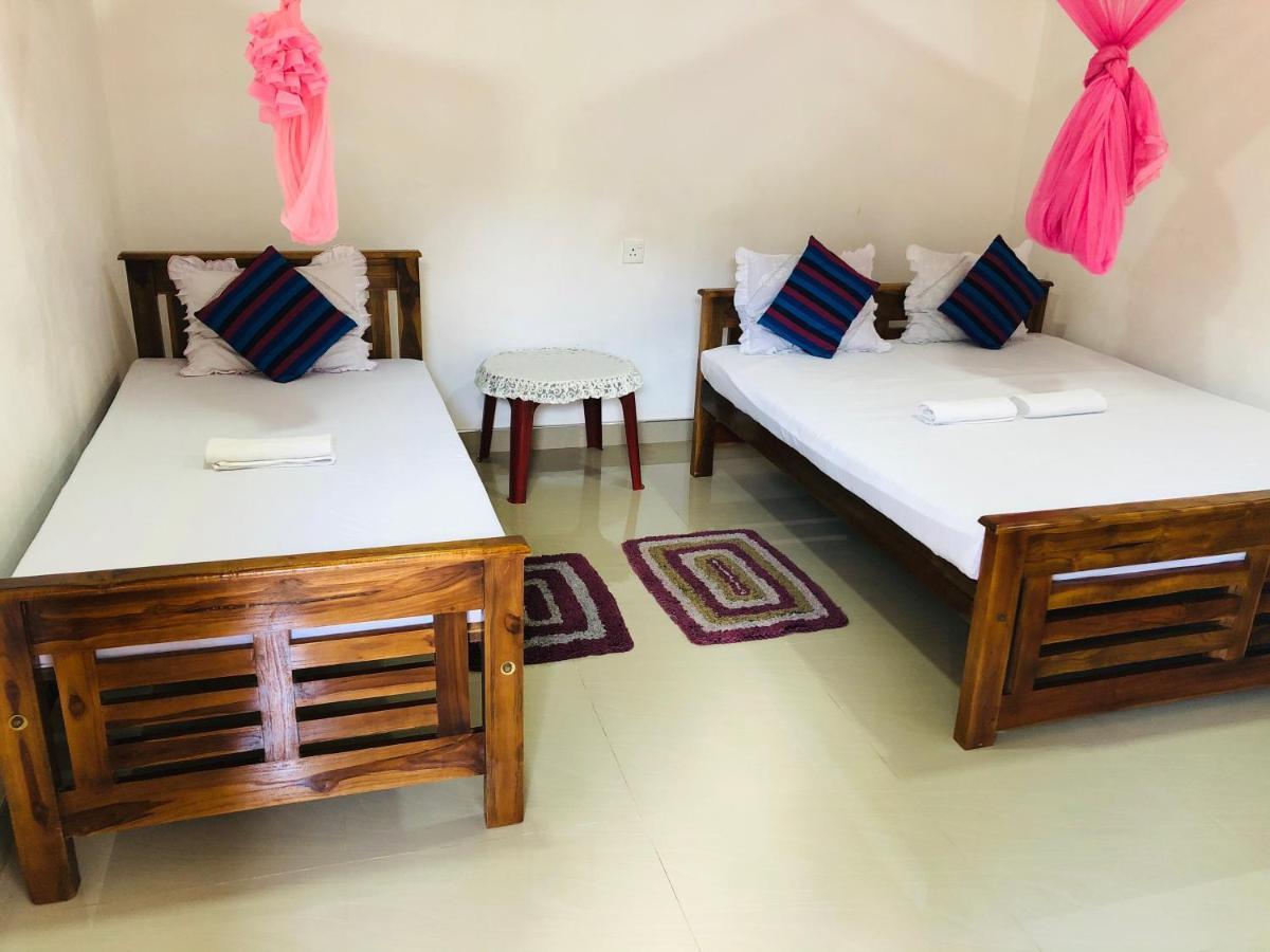 Kumari Guest House Polonnaruwa Exterior photo